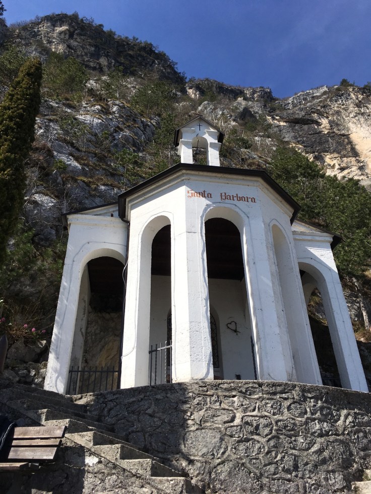 8A845144-C350-4C99-B305-7CAE717E9581