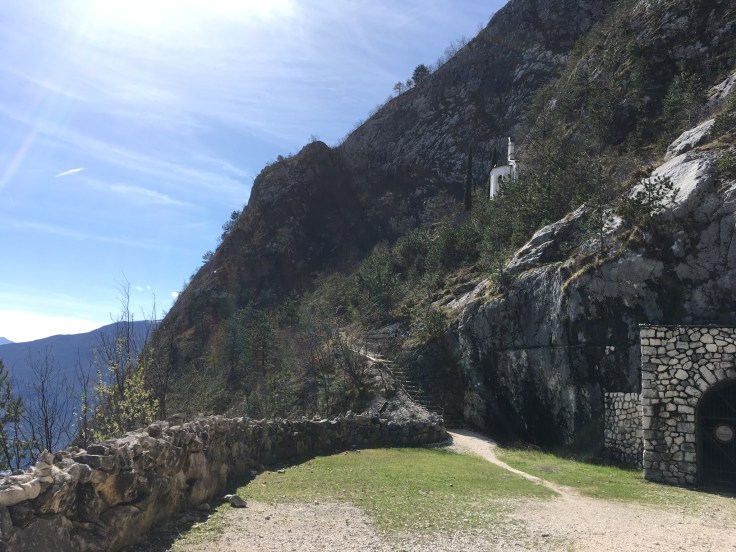 D39926F0-FC95-4370-8C9C-7EA5F86D7577