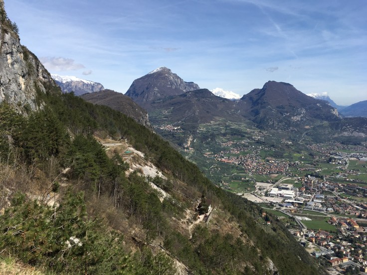 F5208A1F-4747-4A99-99DB-570EB42DC247